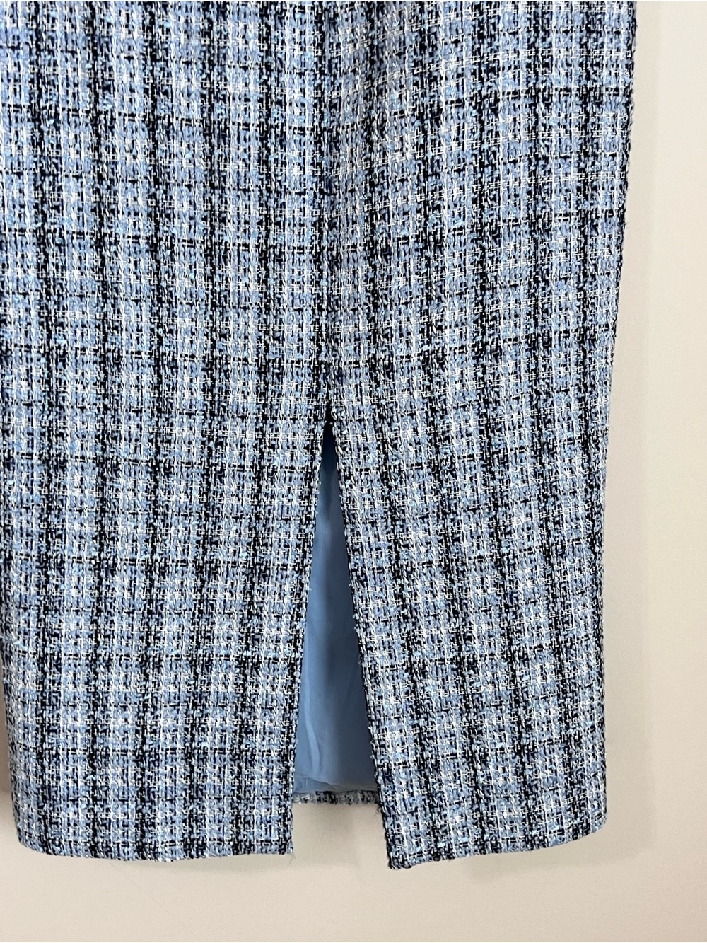 Tuckernuck Blue Tweed Dorset Midi Cynthia Skirt EUC Size Medium - Picture 3 of 9